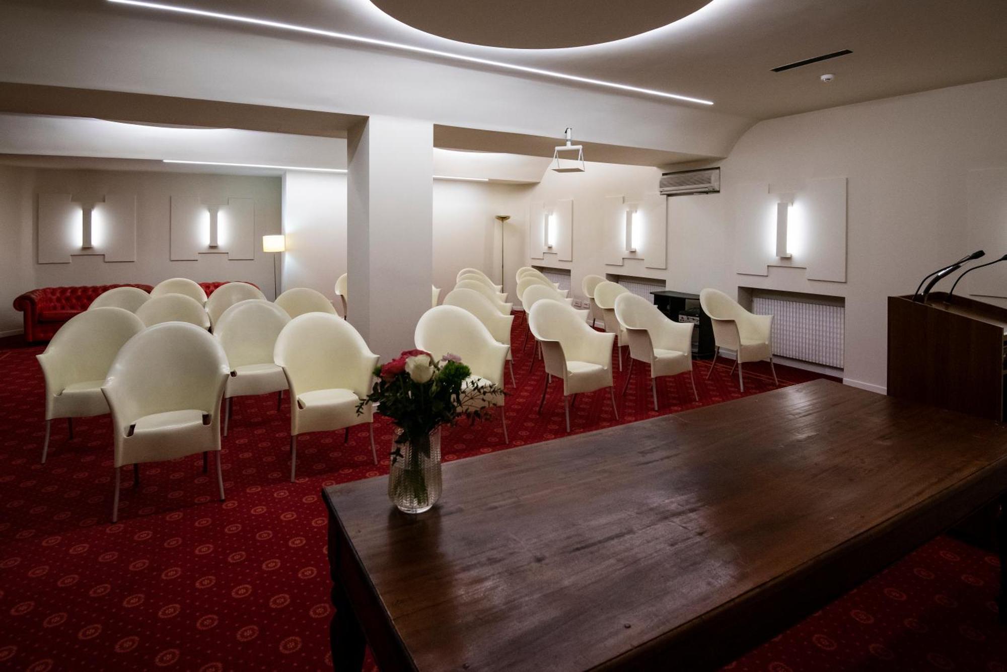 Eurohotel Piacenza Exterior photo