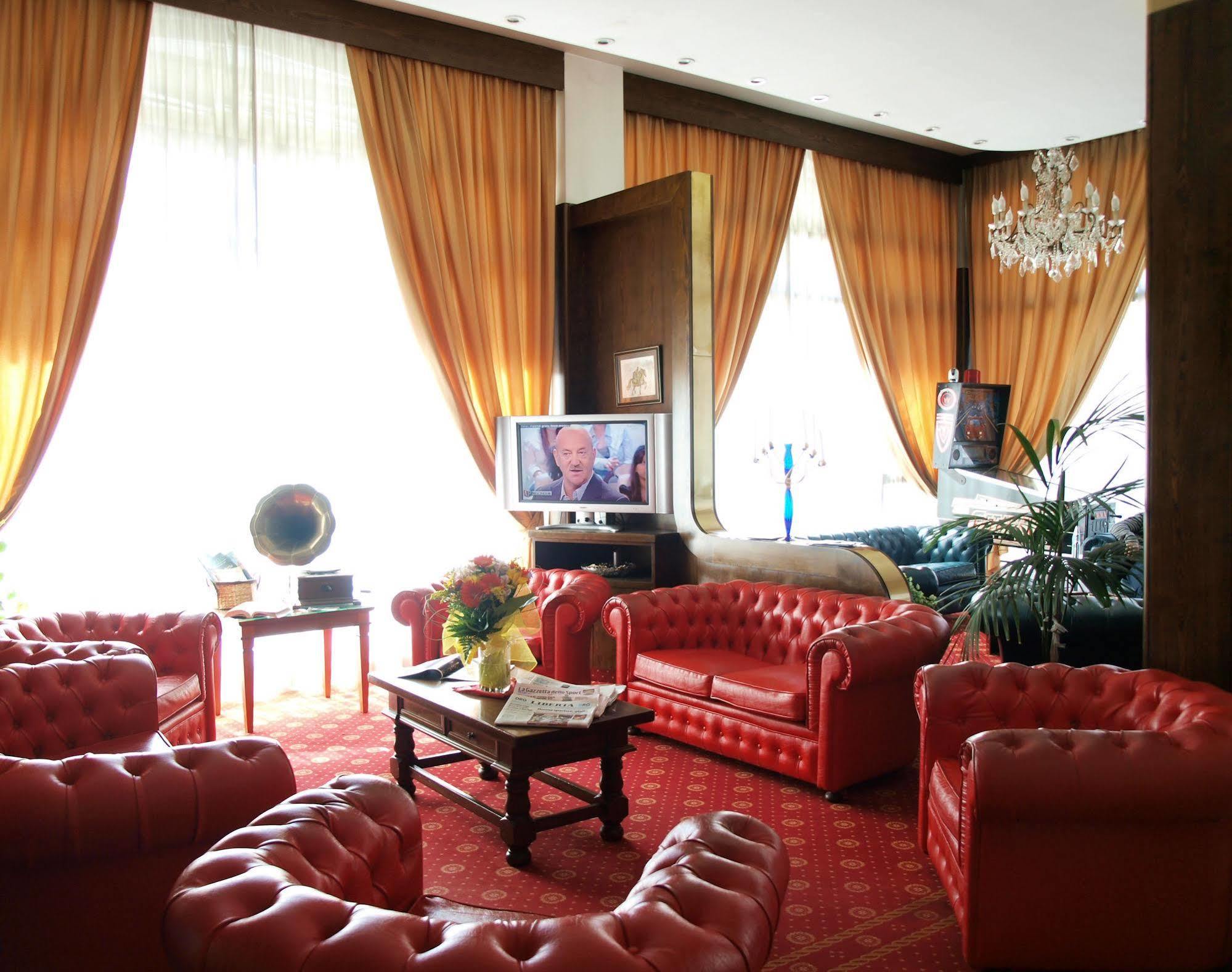Eurohotel Piacenza Exterior photo