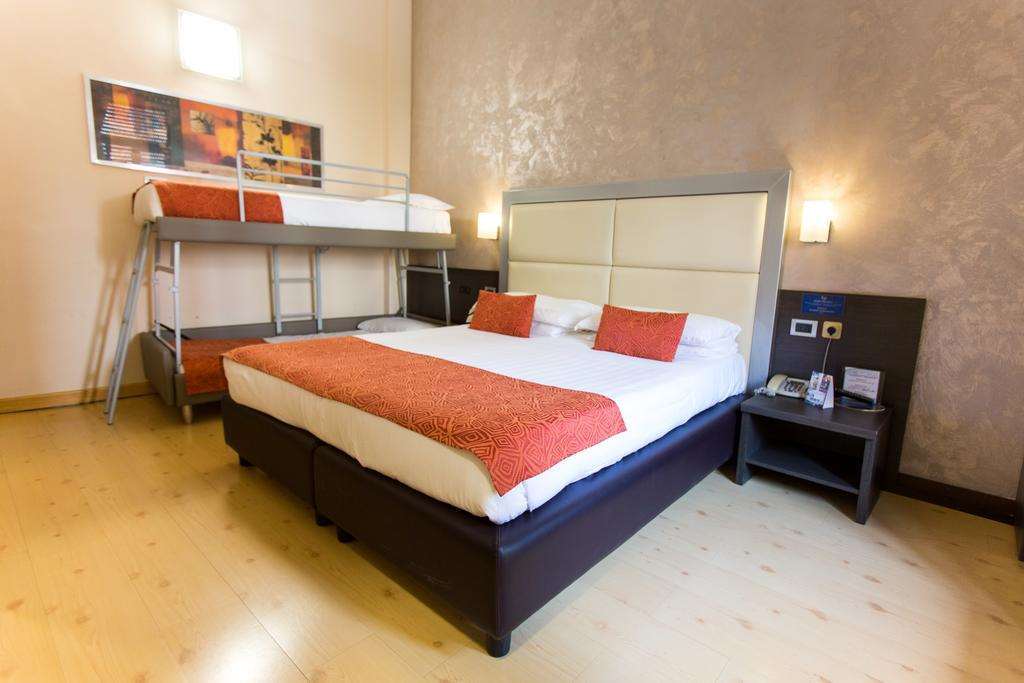 Eurohotel Piacenza Room photo